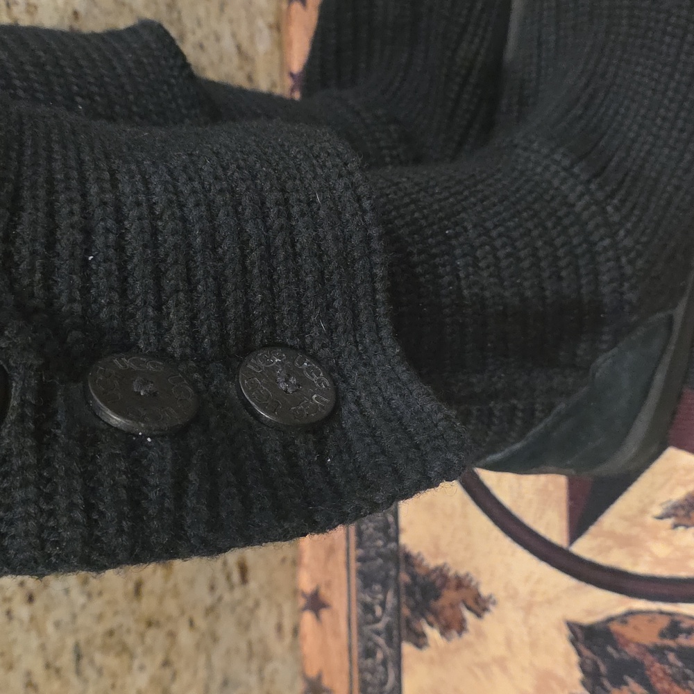UGG Black Knit Footwear - Picture 2 of 10